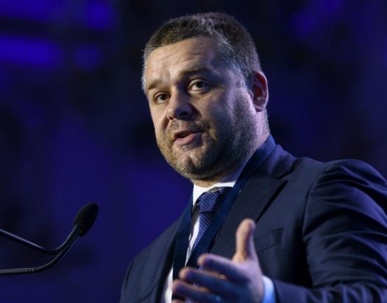 Ciprian Ciucu despre Pachetul II de reforme Ilie Bolojan scoate carbunii din foc