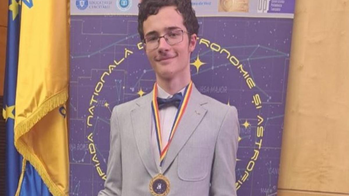 Elev din Botosani castiga aur la competitia de astrofizica