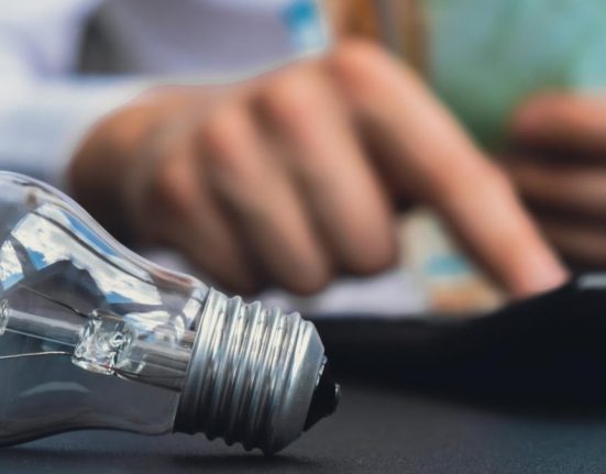 Facturile la energie vor scadea cu 20 25