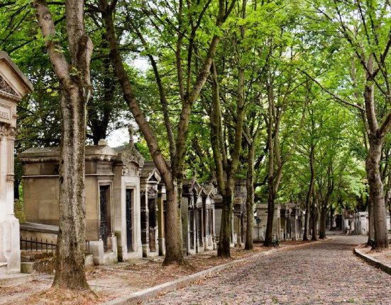 Mormantul lui George Enescu din Paris este neglijat