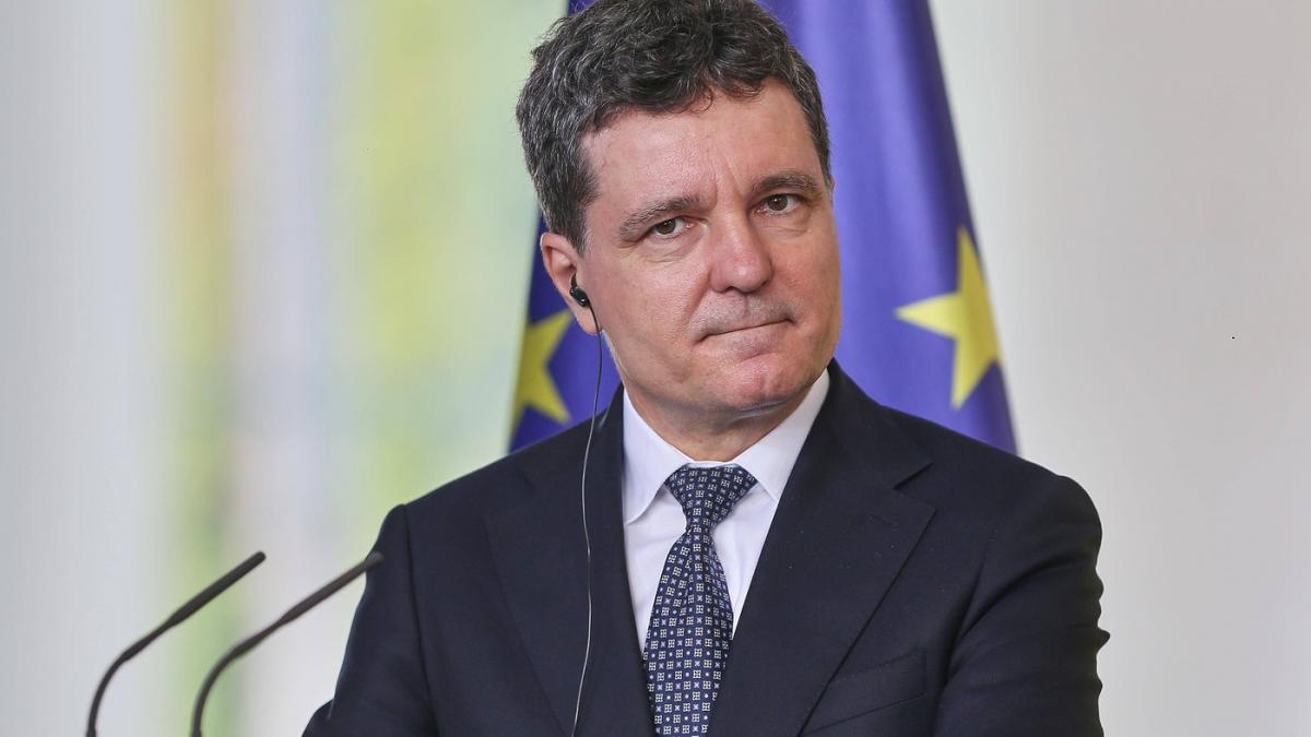 Nicuser Dan afirma ca nu a atacat guvernul Bolojan