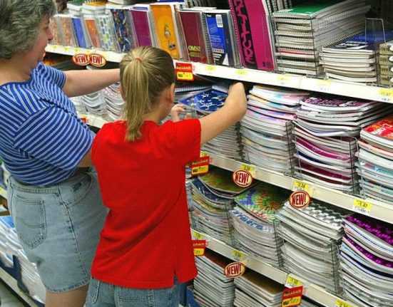 Noul an scolar cost prinii pn la 1500 lei