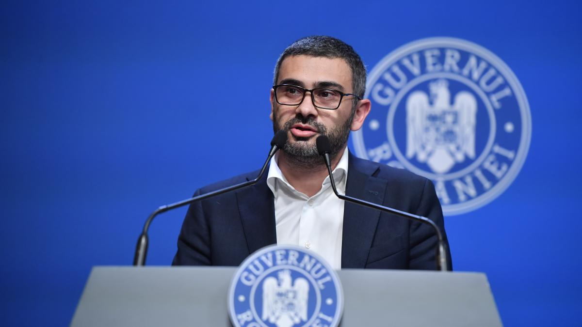 Toate pensiile platite pe card Ministrul Muncii spune ca nu periclitam dreptul de a alege